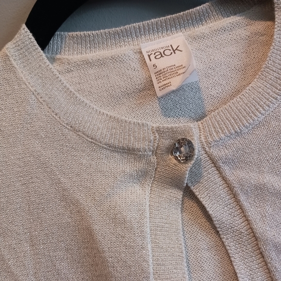 Nordstrom Rack, Girls Long Sleeve Jewel Button Cardigan, Cream, Size 5, NWOT - Picture 3 of 4
